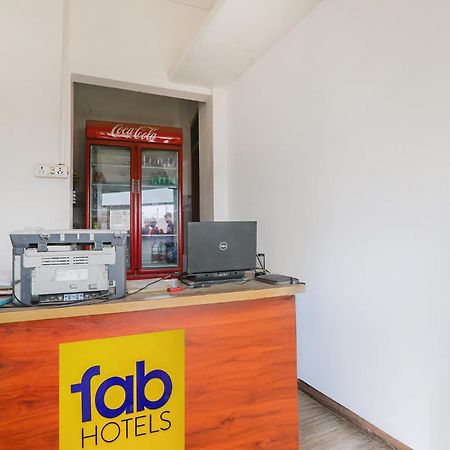 Hotel Fabexpress Shree Siya Raman - 500M From Shri Ram Janam Bhumi Ayodhya Esterno foto