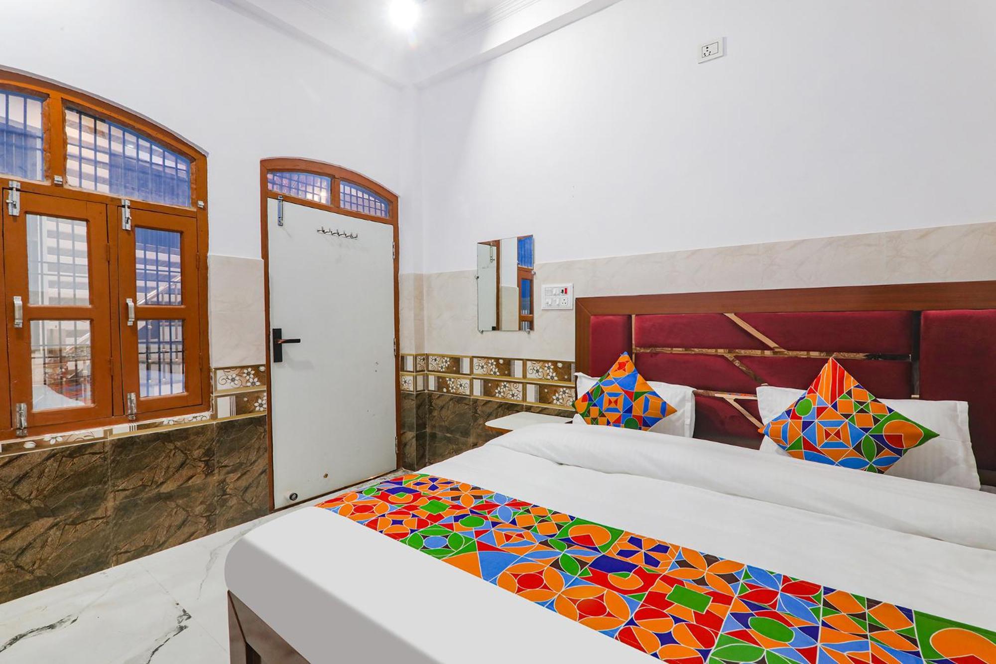 Hotel Fabexpress Shree Siya Raman - 500M From Shri Ram Janam Bhumi Ayodhya Esterno foto